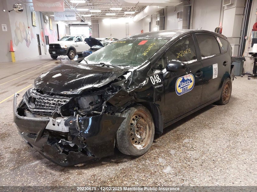 JTDZN3EU9C3122977 2012 TOYOTA PRIUS V (+) photo no. 2