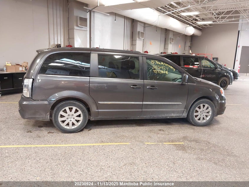 2C4RC1BG0FR721108 2015 CHRYSLER TOWN & COUNTRY photo no. 14