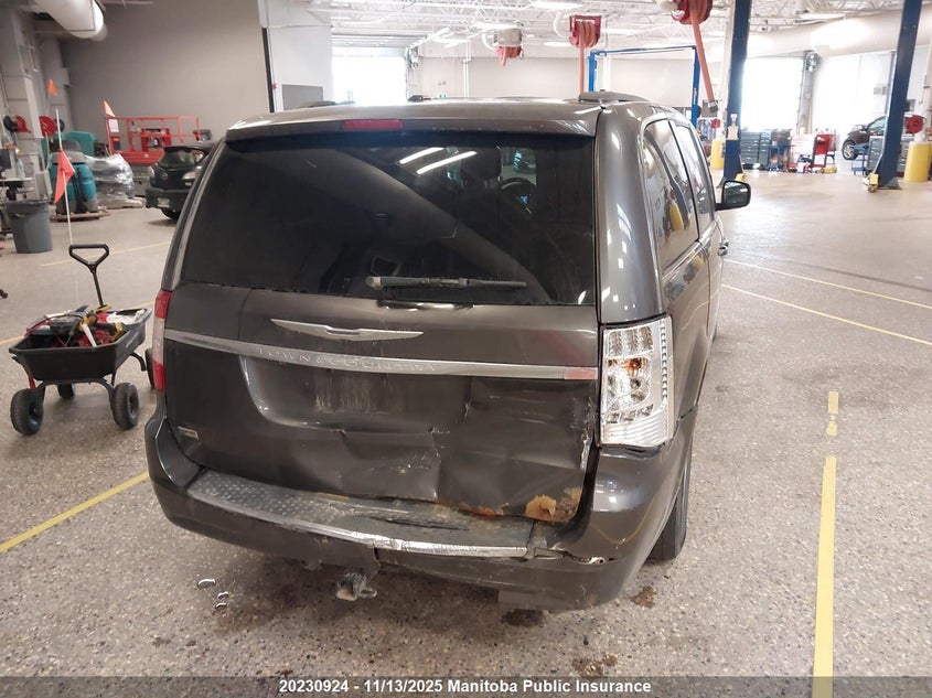 2C4RC1BG0FR721108 2015 CHRYSLER TOWN & COUNTRY photo no. 6