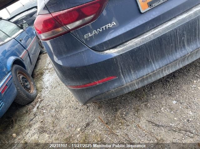 KMHD84LF4JU641689 2018 HYUNDAI ELANTRA photo no. 3