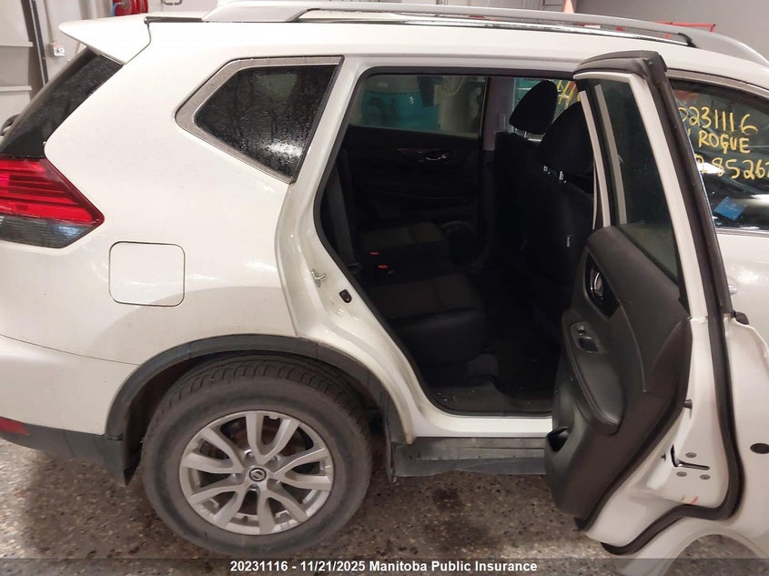 2017 Nissan Rogue Sv VIN: 5N1AT2MV8HC852678 Lot: 20231116