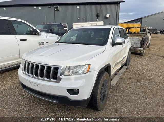 1C4RJFCGXDC609553 2013 JEEP GRAND CHEROKEE photo no. 3