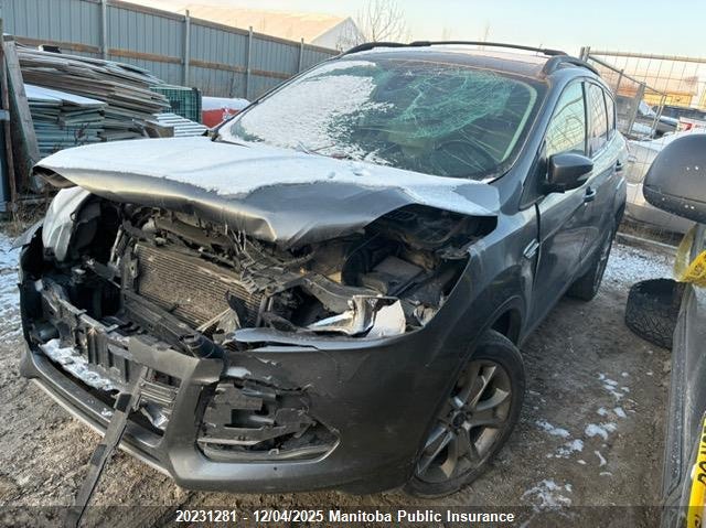1FMCU9H97DUA27084 2013 FORD ESCAPE photo no. 2