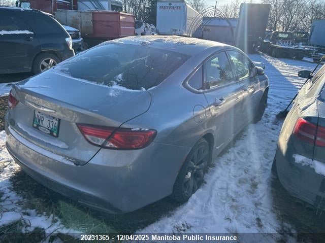 1C3CCCBG4FN718313 2015 CHRYSLER  photo no. 4