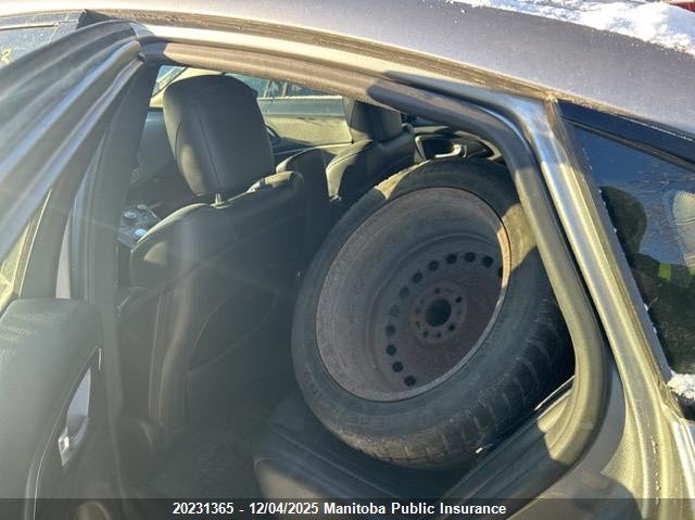 1C3CCCBG4FN718313 2015 CHRYSLER  photo no. 8