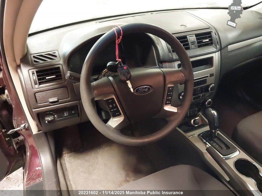 2011 Ford Fusion Se VIN: 3FAHP0HA0BR204835 Lot: 20231602
