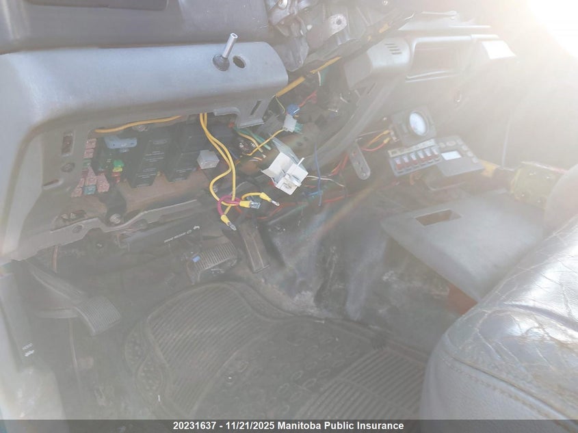 2004 Ford F550 VIN: 1FDAF56P84ED74879 Lot: 20231637