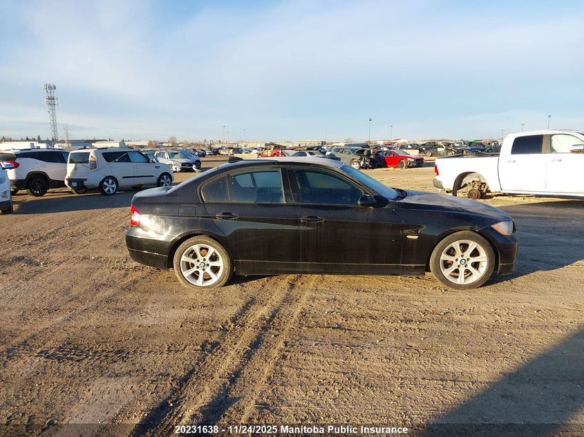 2008 BMW 328I VIN: WBAVA33578KX86811 Lot: 20231638