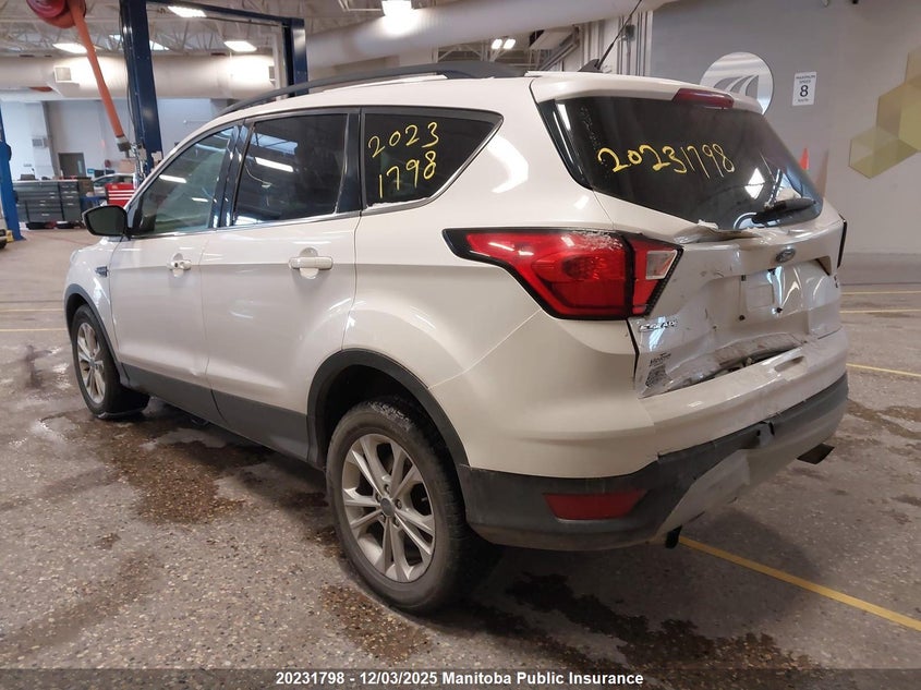 1FMCU9HD5KUB16976 2019 FORD ESCAPE photo no. 3