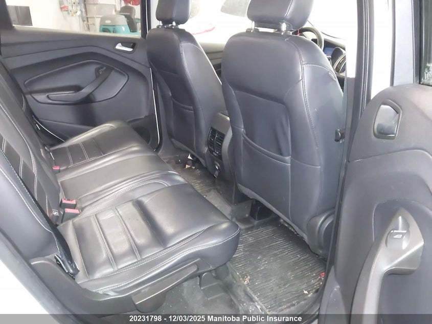 1FMCU9HD5KUB16976 2019 FORD ESCAPE photo no. 8