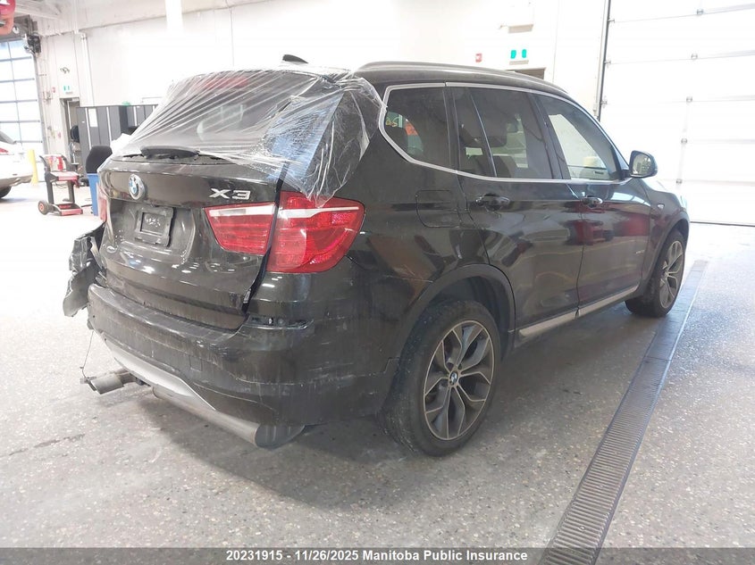 5UXWX9C50H0T05218 2017 BMW X3 photo no. 4
