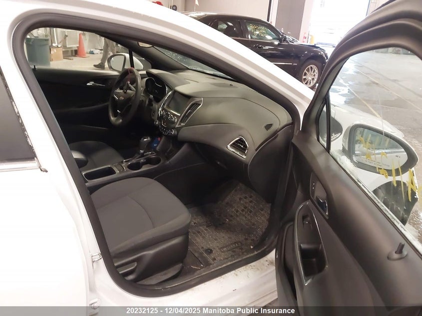 1G1BE5SM2H7227435 2017 CHEVROLET CRUZE photo no. 5