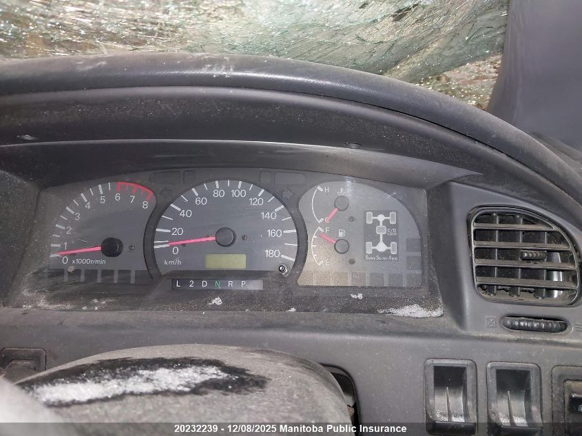 2000 Mitsubishi Delica Space Gear VIN: PD6W0502830 Lot: 20232239