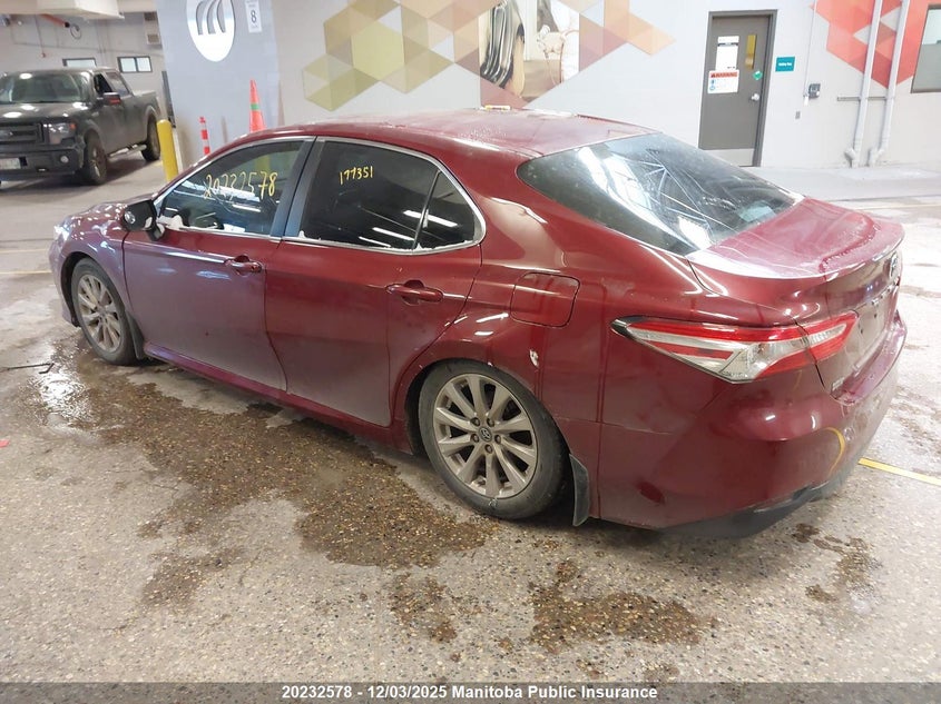 4T1B11HK9JU501153 2018 TOYOTA CAMRY photo no. 3