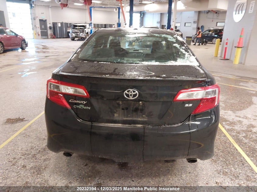 4T1BK1FK7EU537722 2014 TOYOTA  photo no. 16
