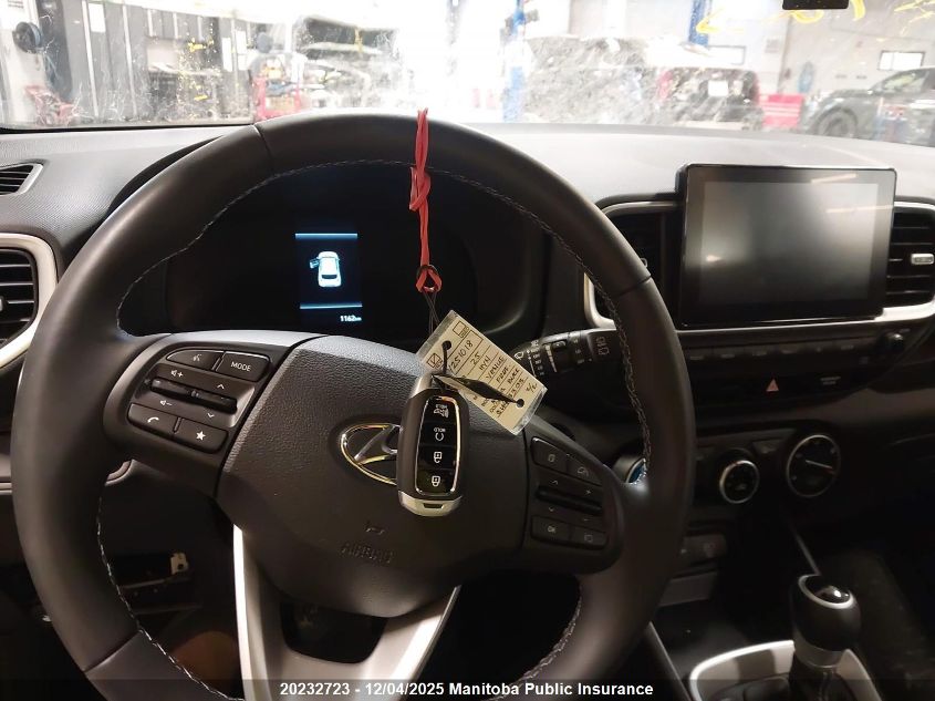 2025 Hyundai Venue Preferred VIN: KMHRC8A33SU413303 Lot: 20232723