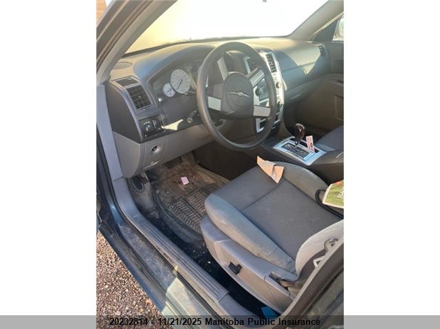 2C3JA53G85H179726 2005 CHRYSLER 300 photo no. 5