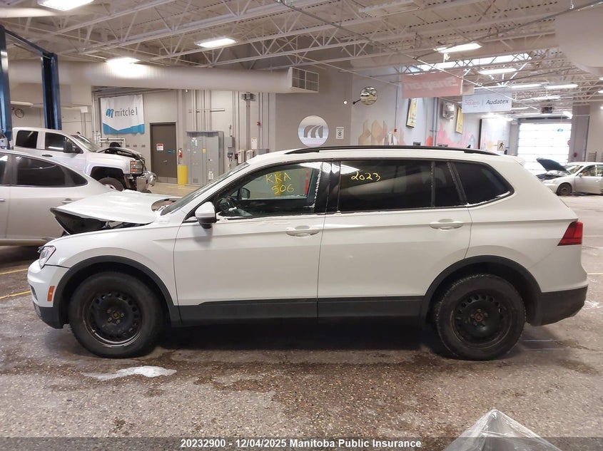 3VV0B7AX6JM017299 2018 VOLKSWAGEN TIGUAN photo no. 14