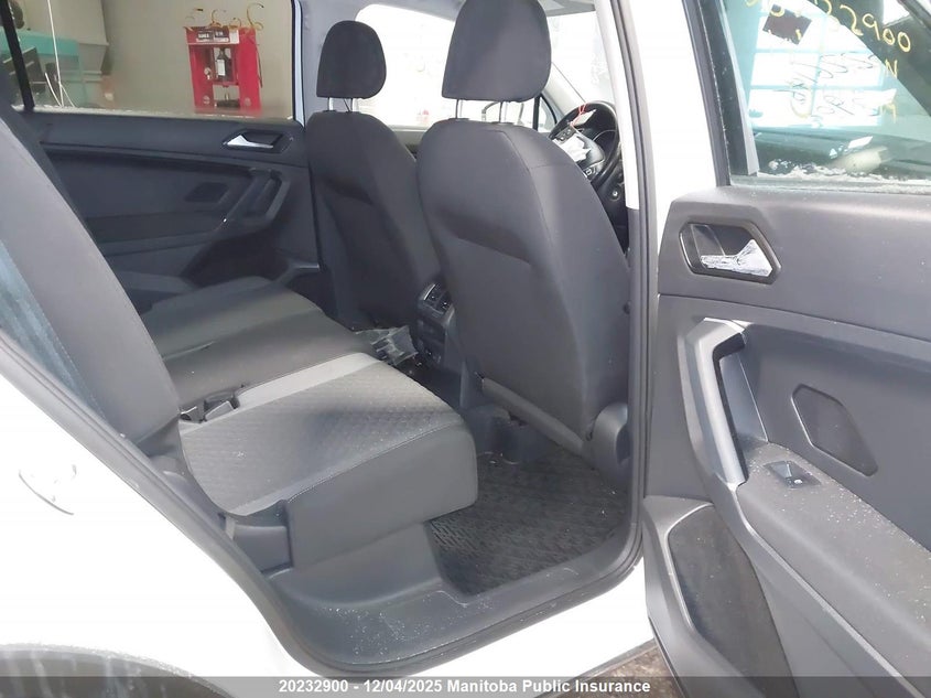 3VV0B7AX6JM017299 2018 VOLKSWAGEN TIGUAN photo no. 8