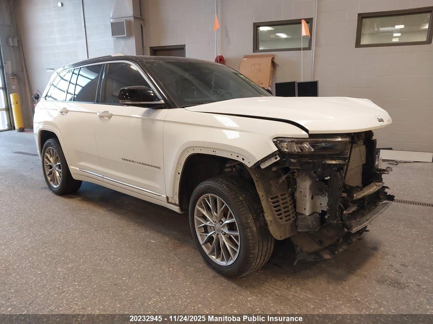 JEEP GRAND CHEROKEE SUMMIT