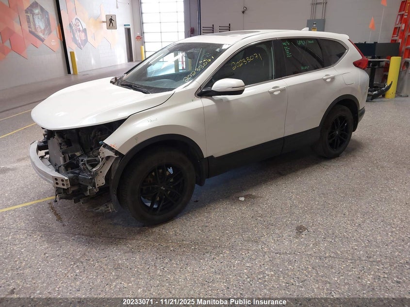 2HKRW2H81JH100527 2018 HONDA CR-V photo no. 2