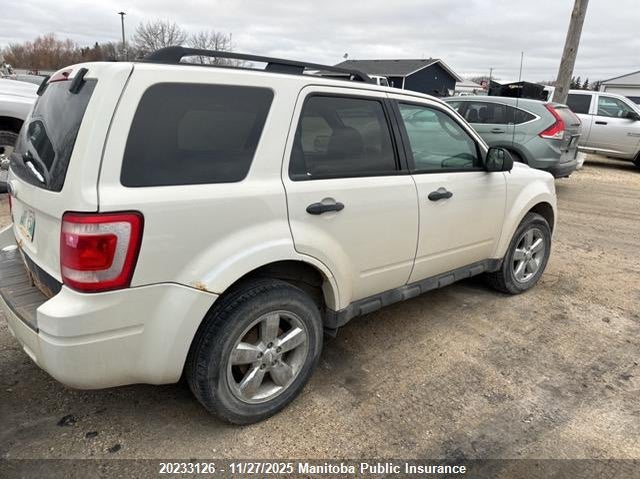 1FMCU9D70BKA95045 2011 FORD ESCAPE photo no. 4