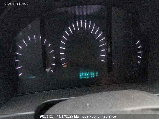 2011 Ford Fusion Se VIN: 3FAHP0HA3BR335967 Lot: 20233128