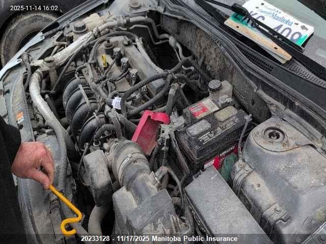 2011 Ford Fusion Se VIN: 3FAHP0HA3BR335967 Lot: 20233128