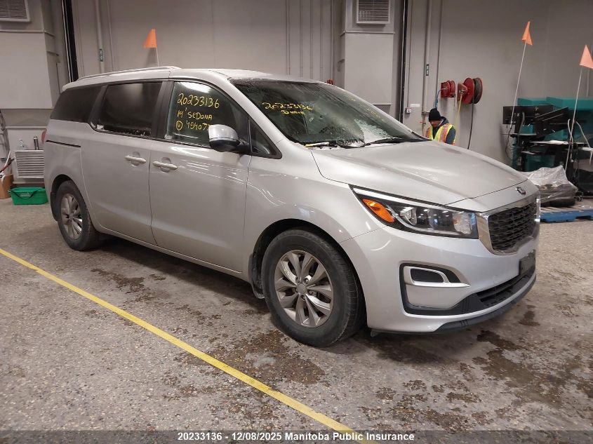 KIA SEDONA LX
