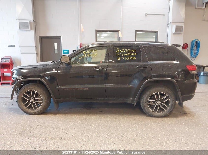 2017 Jeep Grand Cherokee Trailhawk VIN: 1C4RJFLT3HC733988 Lot: 20233181