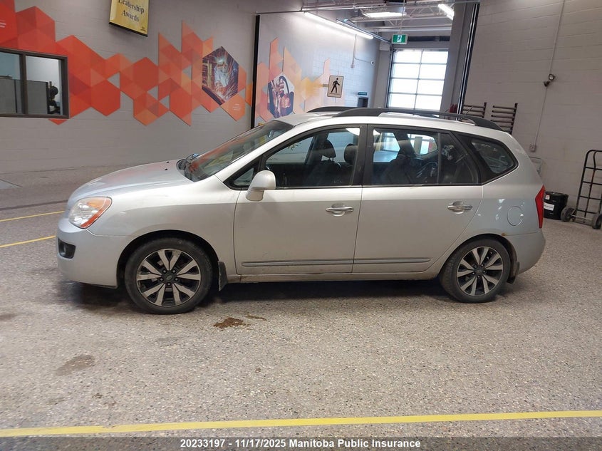 2010 Kia Rondo Lx VIN: KNAHH8C83A7308877 Lot: 20233197