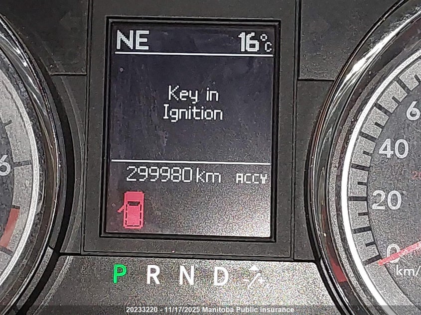 2017 Dodge Grand Caravan Crew VIN: 2C4RDGDG2HR725631 Lot: 20233220