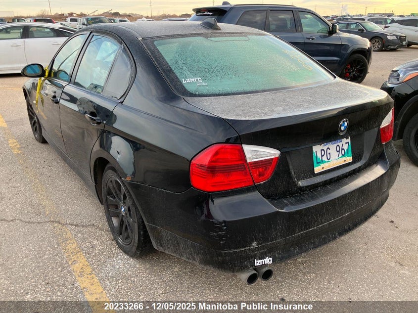 WBAVH13558KC98539 2008 BMW 3ER photo no. 3