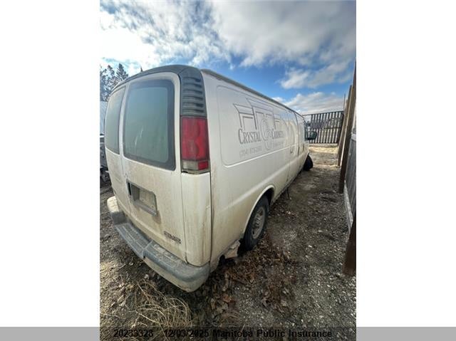 1GTGG29RX21242735 2002 GMC  photo no. 4