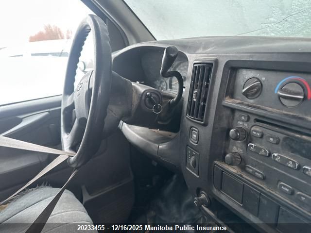 2005 Chevrolet Express 2500 Cargo Van VIN: 1GCFG25T151122100 Lot: 20233455