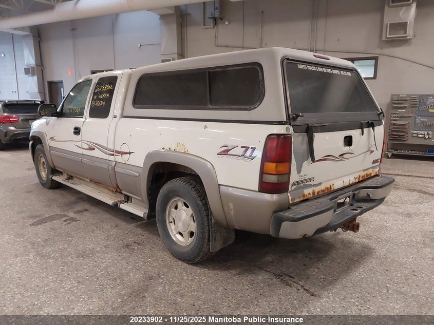 2GTEK19T111261341 2001 GMC  photo no. 3
