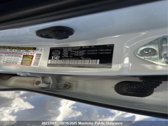 2022 Toyota Highlander Xle V6 VIN: 5TDGZRBH2NS253112 Lot: 20233981