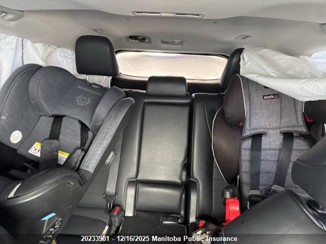 2022 Toyota Highlander Xle V6 VIN: 5TDGZRBH2NS253112 Lot: 20233981