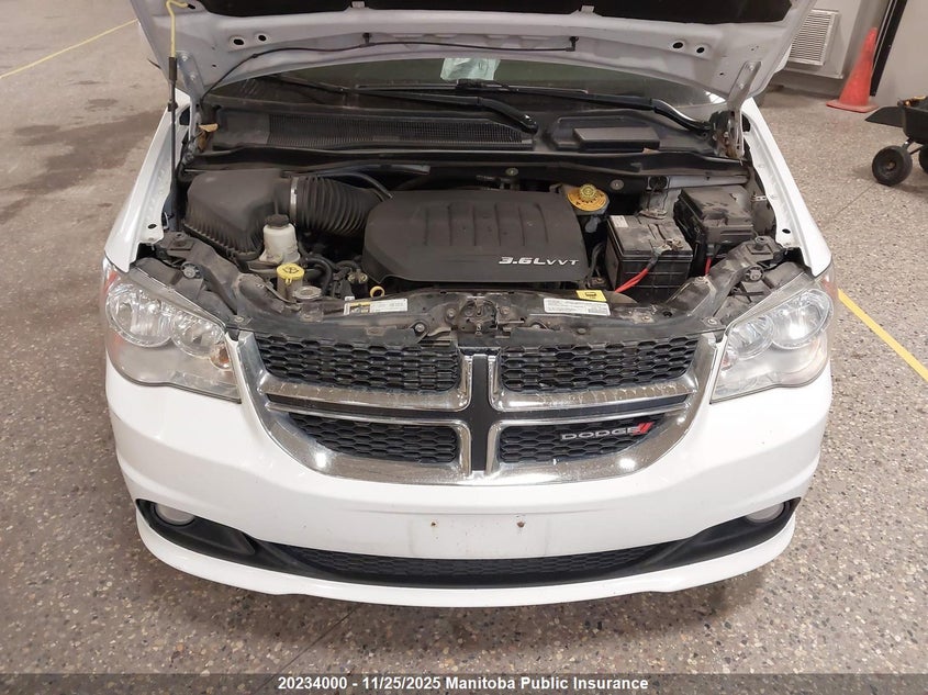 2018 Dodge Grand Caravan Crew VIN: 2C4RDGDG6JR216647 Lot: 20234000