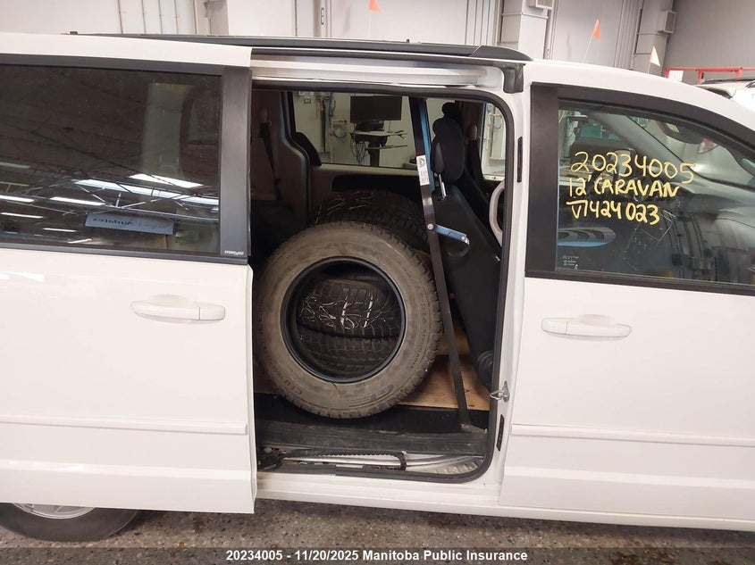 2012 Dodge Grand Caravan Se VIN: 2C4RDGBG3CR424023 Lot: 20234005