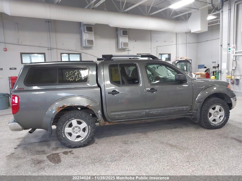 1N6AD07W66C415394 2006 NISSAN  photo no. 13