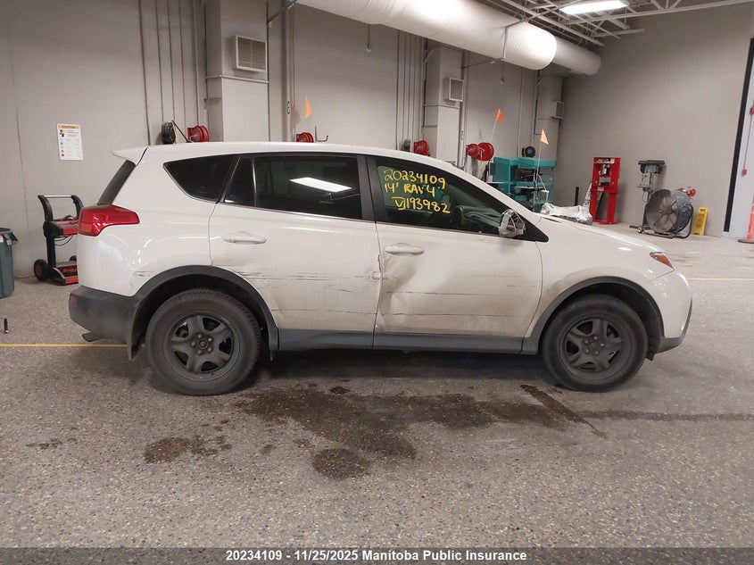 2014 Toyota Rav4 Le VIN: 2T3BFREV2EW193982 Lot: 20234109