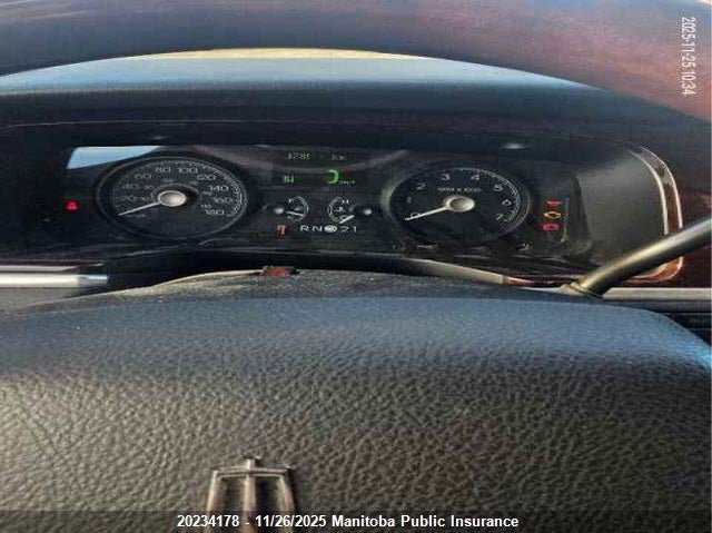 2008 Lincoln Town Car Signature Limited VIN: 2LNHM82V58X649686 Lot: 20234178