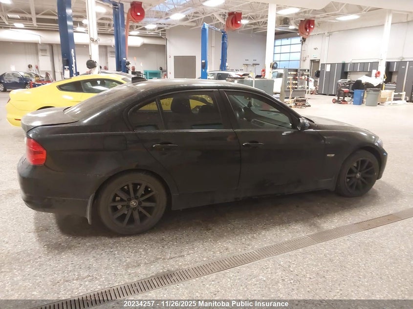 2007 BMW 328Xi VIN: WBAVC93587KX60777 Lot: 20234257