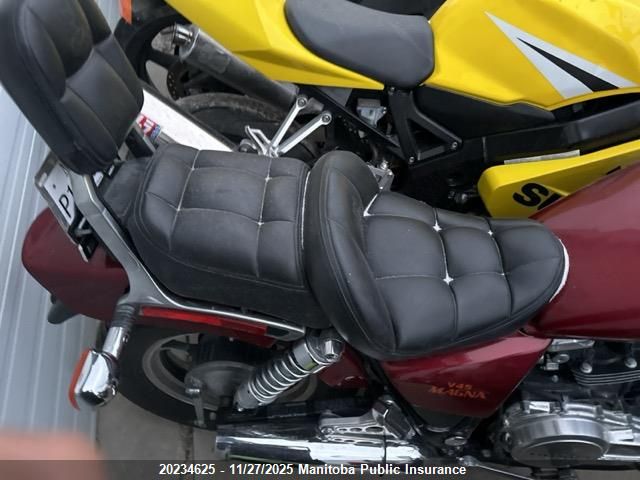 JH2RC0713FM301075 1985 HONDA  photo no. 5