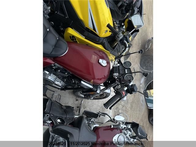 JH2RC0713FM301075 1985 HONDA  photo no. 7