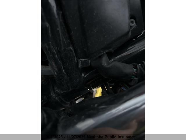 JH2RC0713FM301075 1985 HONDA  photo no. 8