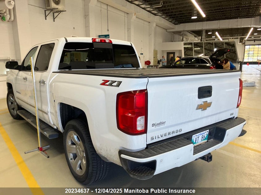 3GCUKSEC0JG181849 2018 CHEVROLET  photo no. 3