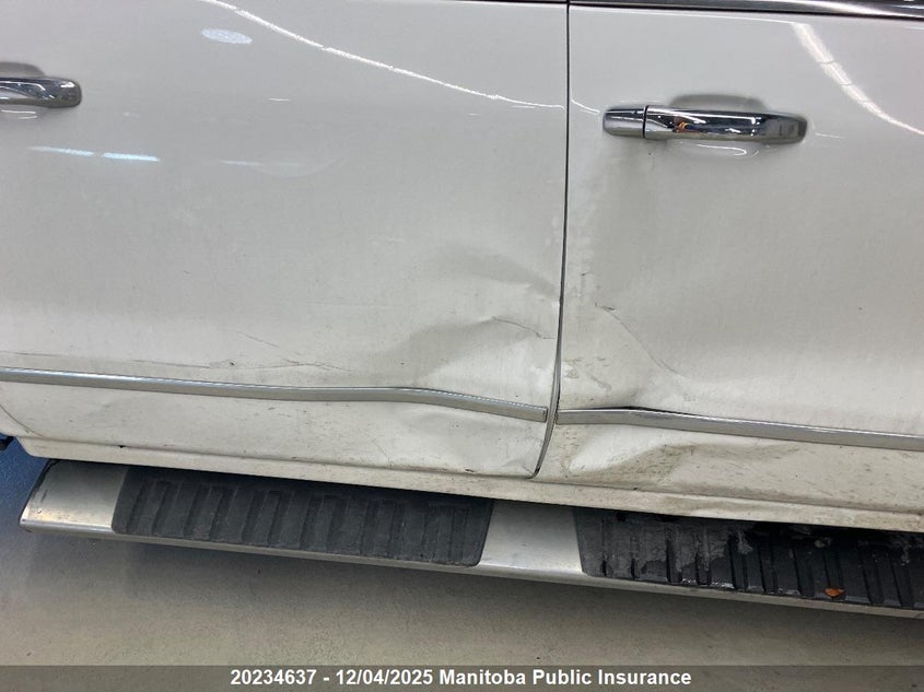 3GCUKSEC0JG181849 2018 CHEVROLET  photo no. 8