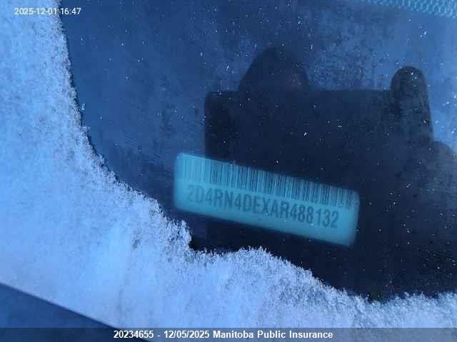2D4RN4DEXAR488132 2010 DODGE CARAVAN photo no. 9